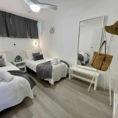 Pretty Pool View * Playa del Inglés