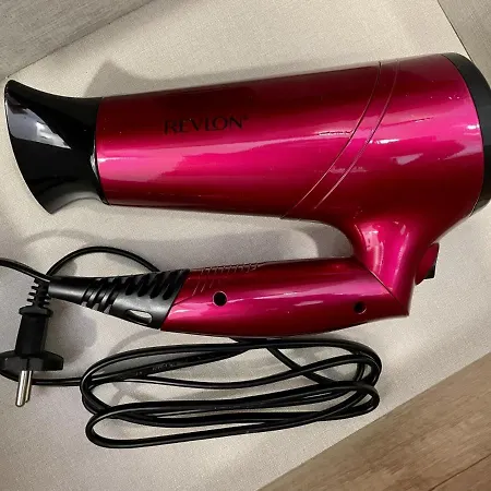 Pretty Pool View Apartman *