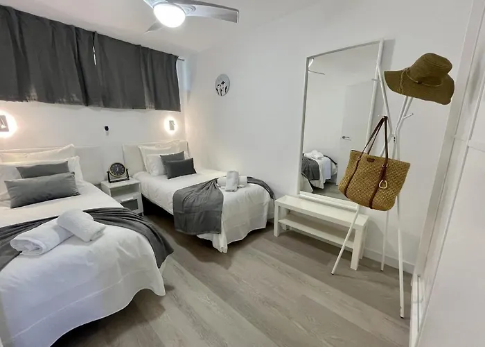 Pretty Pool View * Playa del Ingles (Gran Canaria)