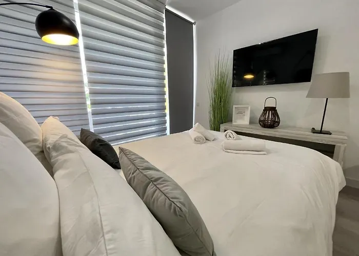 Daire Pretty Pool View Playa del Ingles (Gran Canaria)