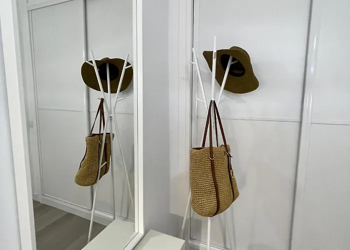 Daire Pretty Pool View *